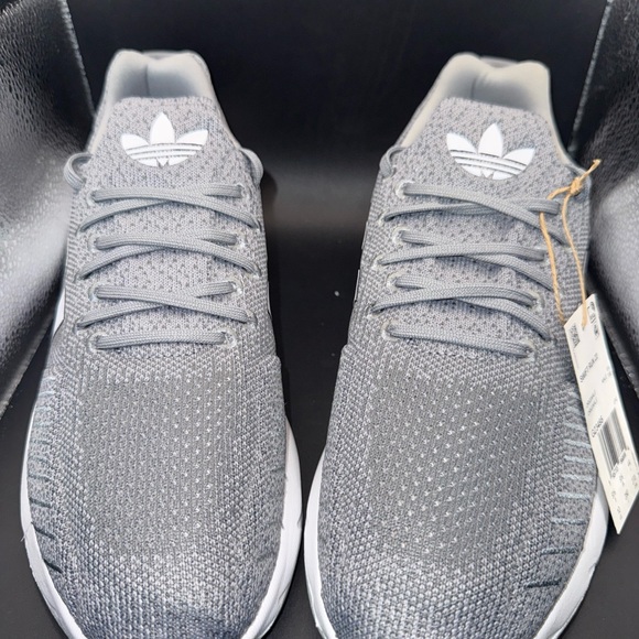 Size 10 - Adidas Swift Run 22 Grey Men GZ3495 New With Box